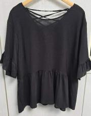 Chemisier noir fluide décolleté dans le dos manche courte  (taille 2XL)