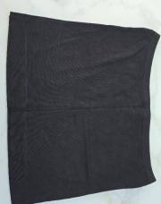Jupe noir droite taille élastique (taille L)