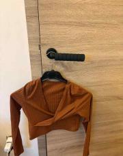 top brun à longue manche taille S 