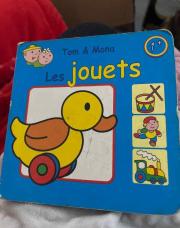 Toi et Mona les jouets 