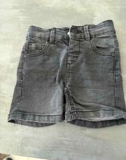 Short jeans noir 3ans 