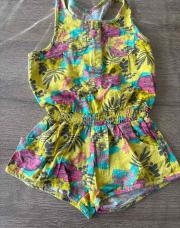 6 ans, fille combi short fleurie 