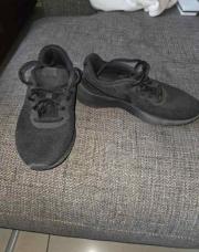 Baskets Nike noires 36,5
