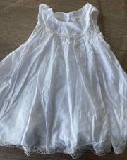 12 mois, robe absorba blanche 