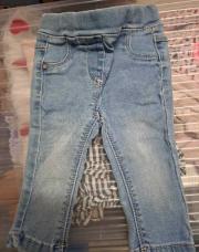 Jeans tape a l oeil 