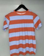 T-shirt H&M taille 9 ans 