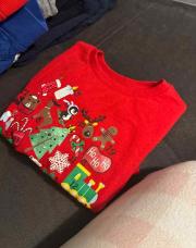 Pull Noël rouge numéro 