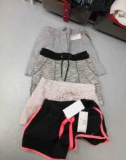 Mot de 4 short 8ans