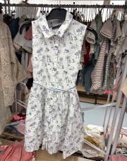 Robe blanche, animaux, sergent Major neuf ans