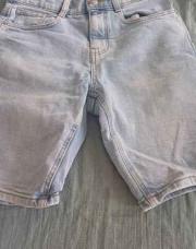 Short en jeans clair   10 ans 