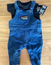 Ensemble salopette Guess 3 mois 