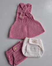 Jute salopette avec 2 caches couche rose 3 mois