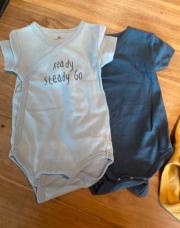 Lot 2 bodies 6 mois MC RR bleu 