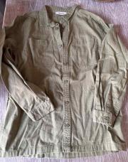 Chemise verte taille 11 ans 