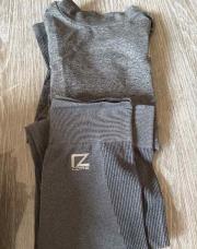 Ensemble thermique gris taille 134