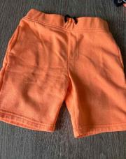 Short rose, taille six ans Primark