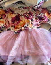 Robe voile et fleur 74 cm 