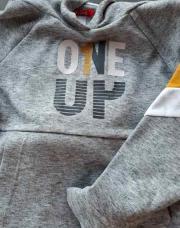 Sweat gris jaune