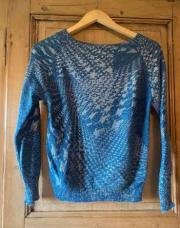 pull bleu à motif jacquard MJA S