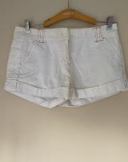 short blanc de la marque Monsoon 38