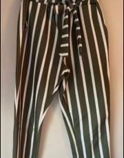pantalon à rayures verticales vertes et blanches M