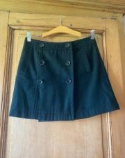 jupe courte noire style officier ou 