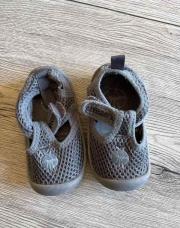 Chaussures Lassig taille 20 grise 