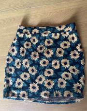Jupe à fleurs 