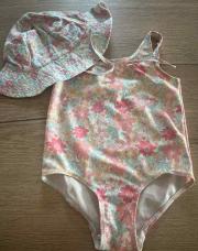 Maillot fleuri + bonnet 86/92