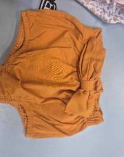 Short moutardes 