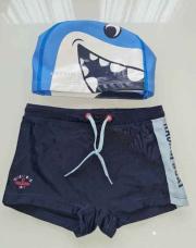 Lot maillot bonnet de piscine sergant major 122