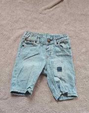 Short jeans bleu ciel rapiécé 12M H&M