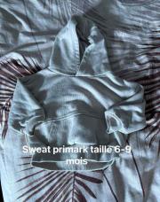 Sweat primark 6-9mois
