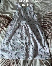 Robe hm fleur 5-6ans