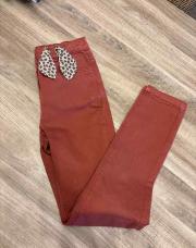 Pantalon rouge 