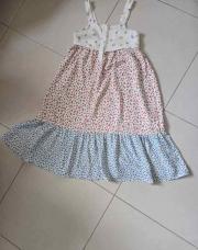 Robe zara 9-10 ans fleurie