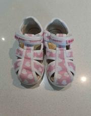 Chaussures été rose coeur naturino taille 22