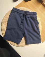 Short tissus bleu foncé 4/5 ans