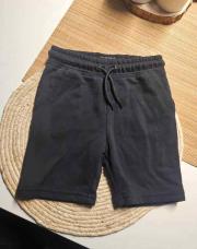Short tissus noir 4/5 ans
