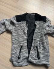 Veste yessica noire et blanche