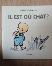 Livre où chat