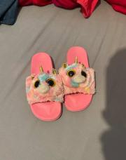Pantoufle TY 33 licorne