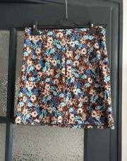 Jupe à fleur taille S - Shein