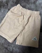 Short beige