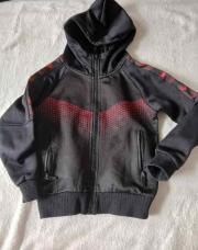 Gilet noir et rouge 5/6A