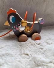 Poule en bois 
