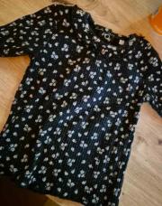Tee-shirt noir fleuri 9 mois
