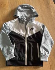 Veste Nike coupe vent à capuche T2/3ans 