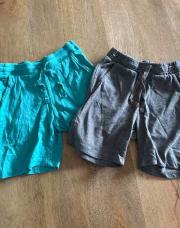 Lot de 2 short H&M T 98