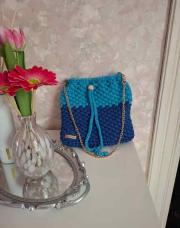 Sac beu bicolore au crochet 